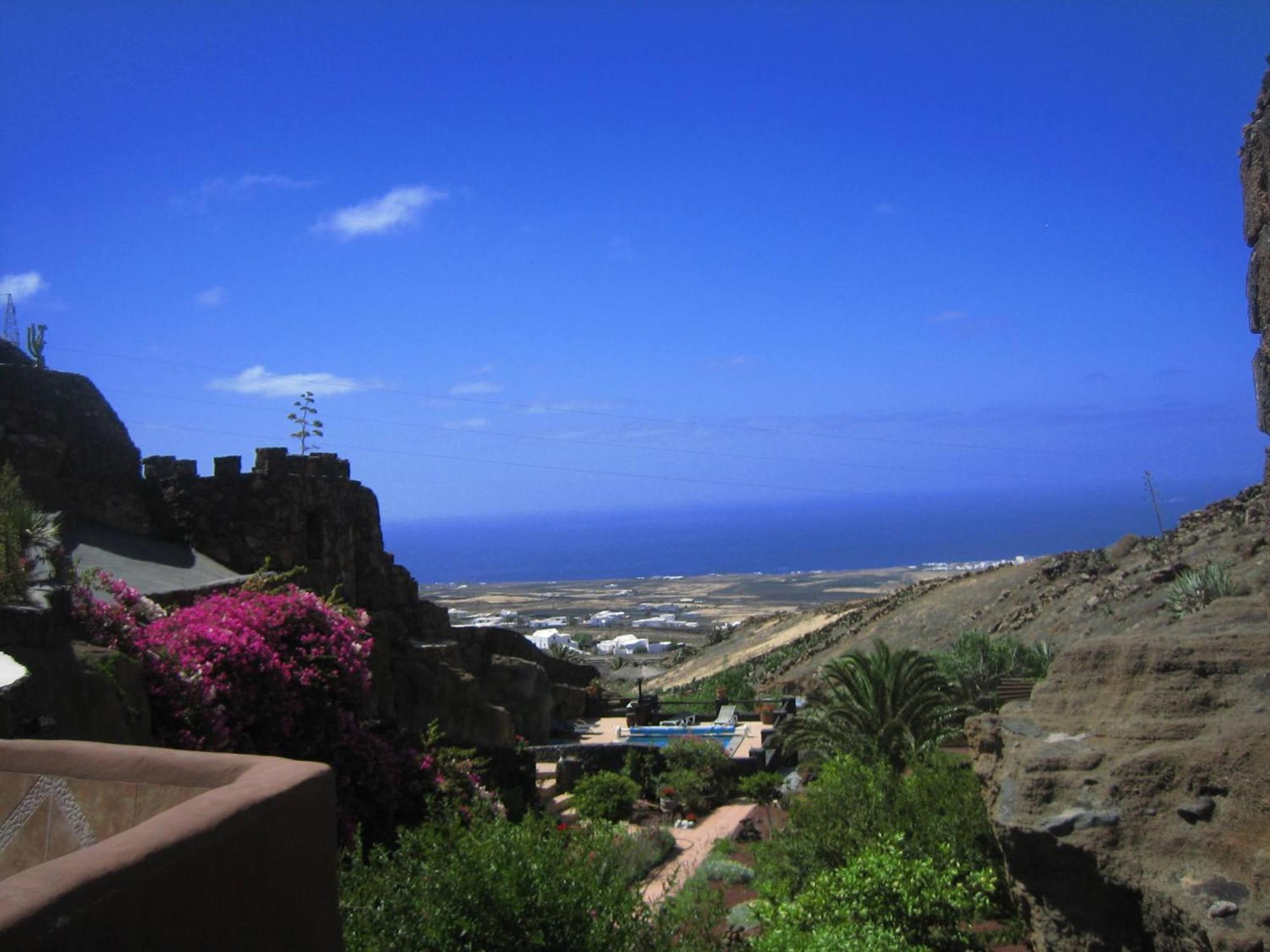 Castillo Lanzarote Villa Sophie - Luxury Villa -Sleep In A Volcanic Cave With Heated Pool Tías Εξωτερικό φωτογραφία