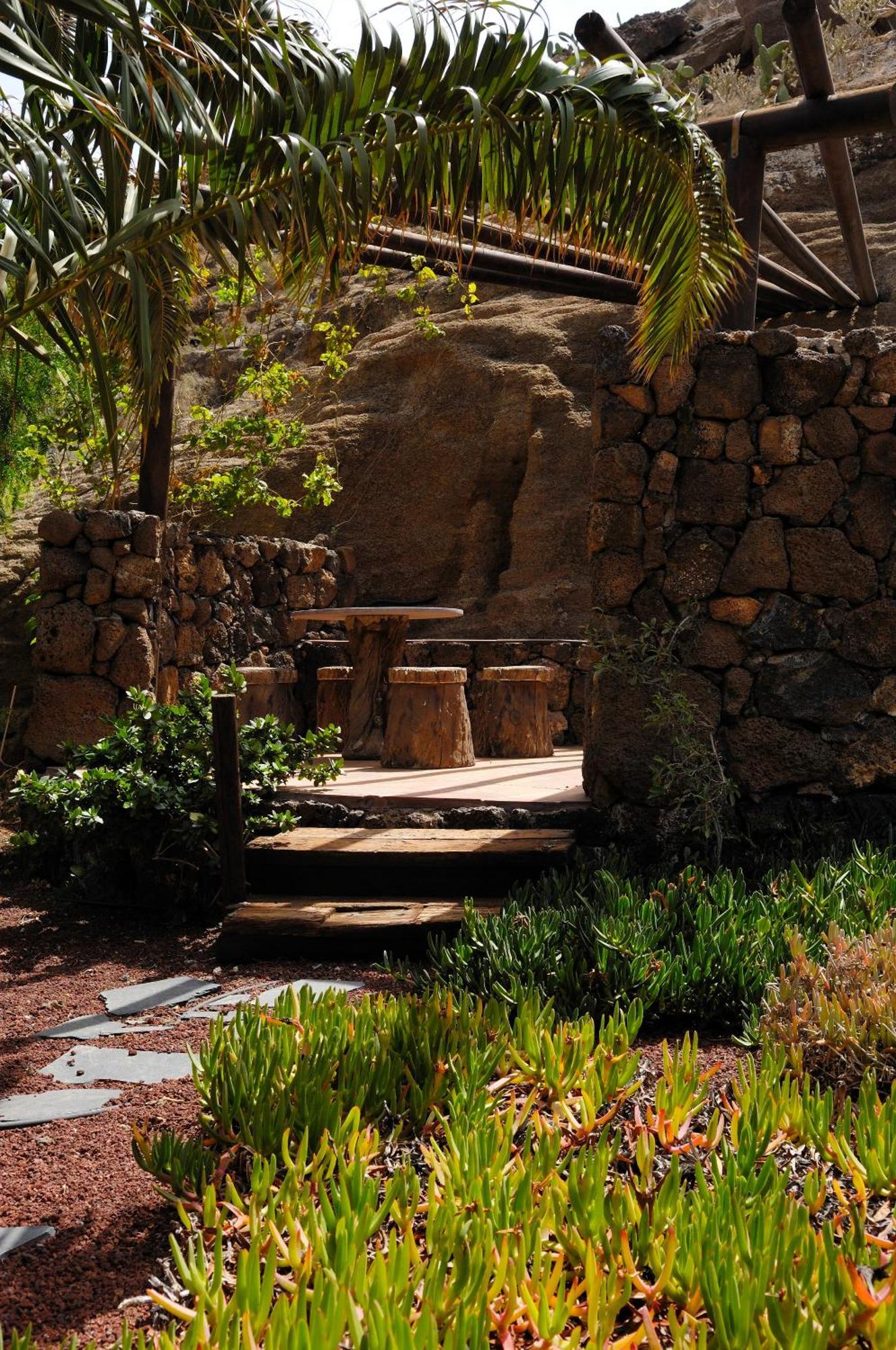 Castillo Lanzarote Villa Sophie - Luxury Villa -Sleep In A Volcanic Cave With Heated Pool Tías Εξωτερικό φωτογραφία
