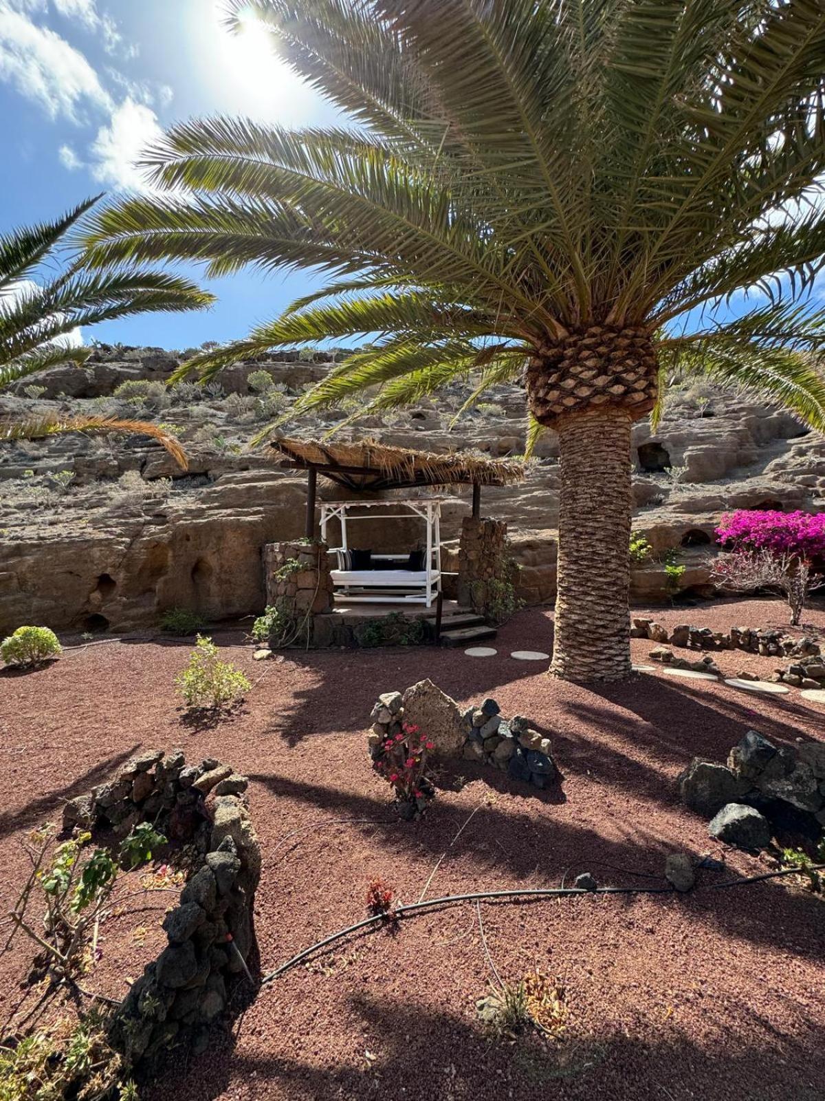 Castillo Lanzarote Villa Sophie - Luxury Villa -Sleep In A Volcanic Cave With Heated Pool Tías Εξωτερικό φωτογραφία